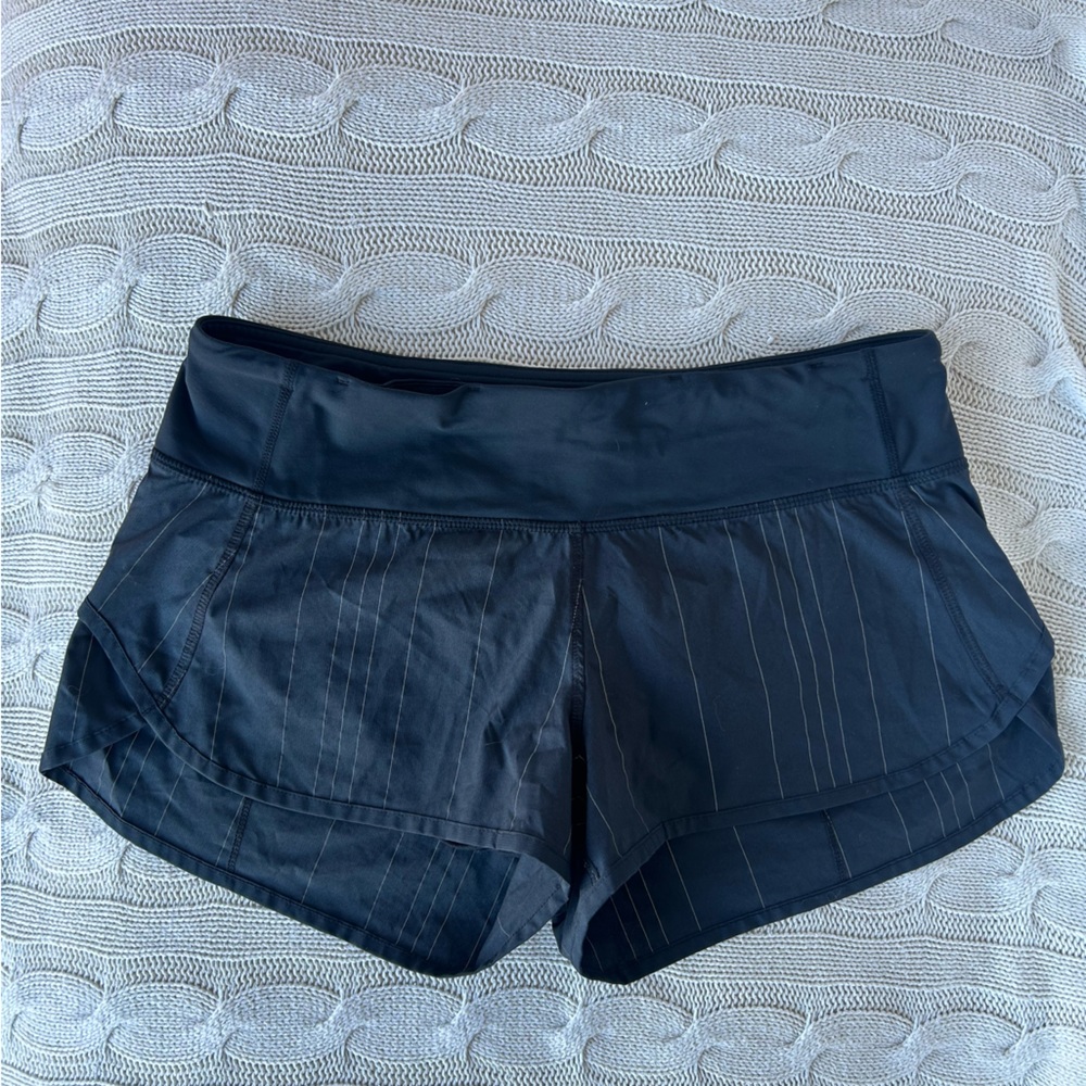 Lululemon Black Speed Shorts Size 6 White stripes